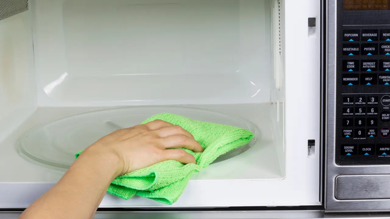 Как предотвратить появление запаха в будущем