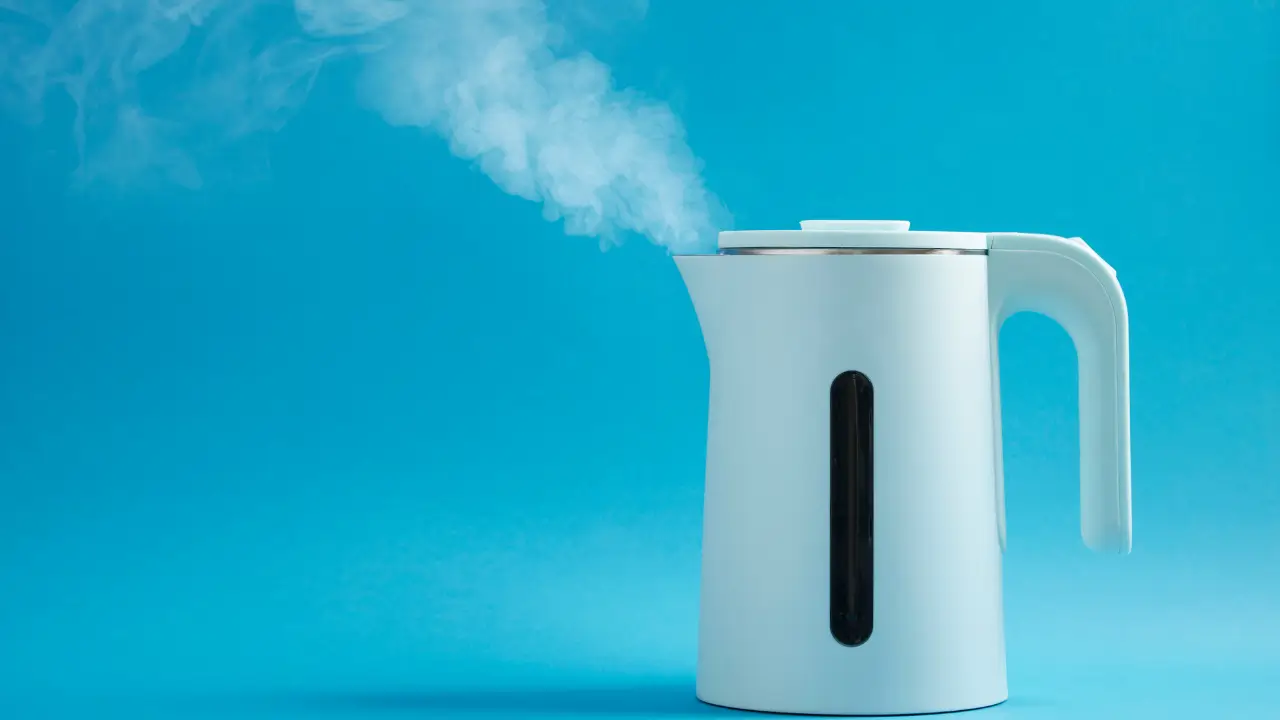 Що змінюється у воді при повторному кип’ятінні