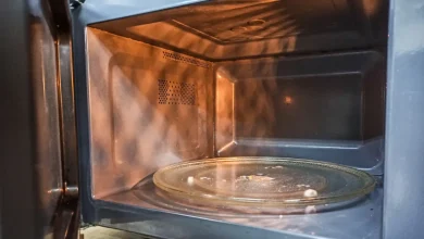 Як я прибрала запах з мікрохвильовки 7 способів, які реально працюють