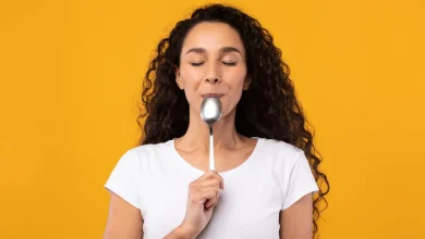 Як зробити масаж обличчя ложками покроково, безпечнo і вдома